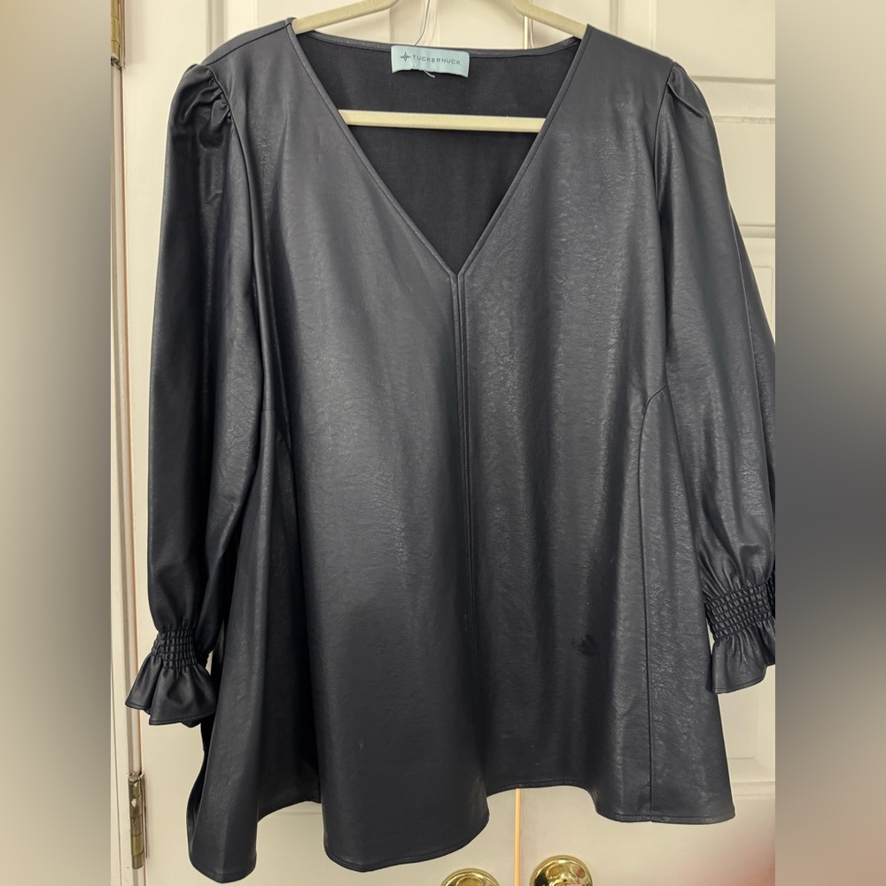 EUC TUCKERNUCK  Navy Faux Leather Easton Top